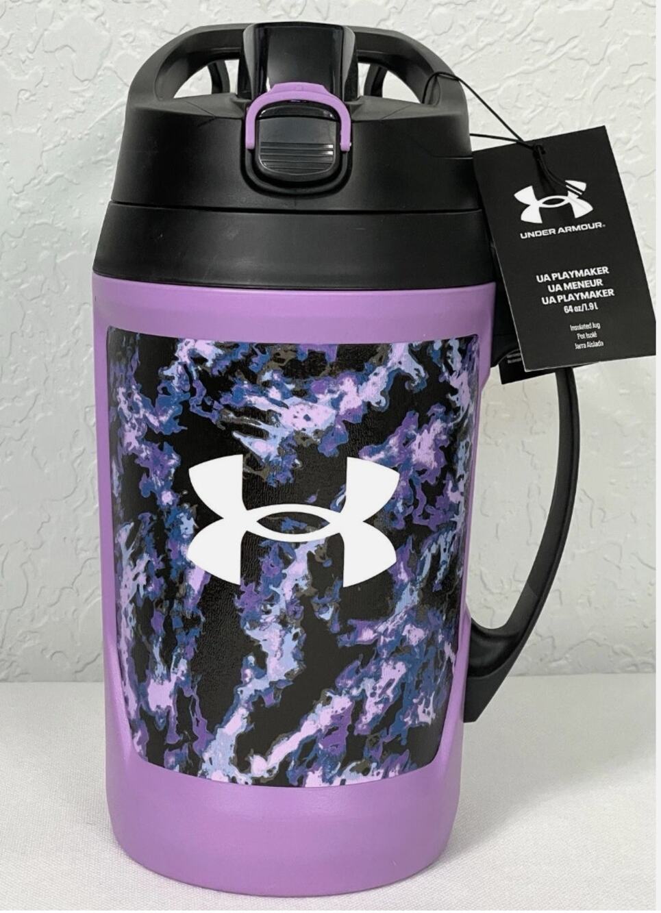 UNDER ARMOUR | PLAYMAKER JUG 64oz.  | HUGE. w/fence hooks